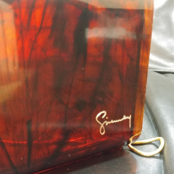 Vintage Givenchy Tortoise Box Clutch - Picture 5 of 8